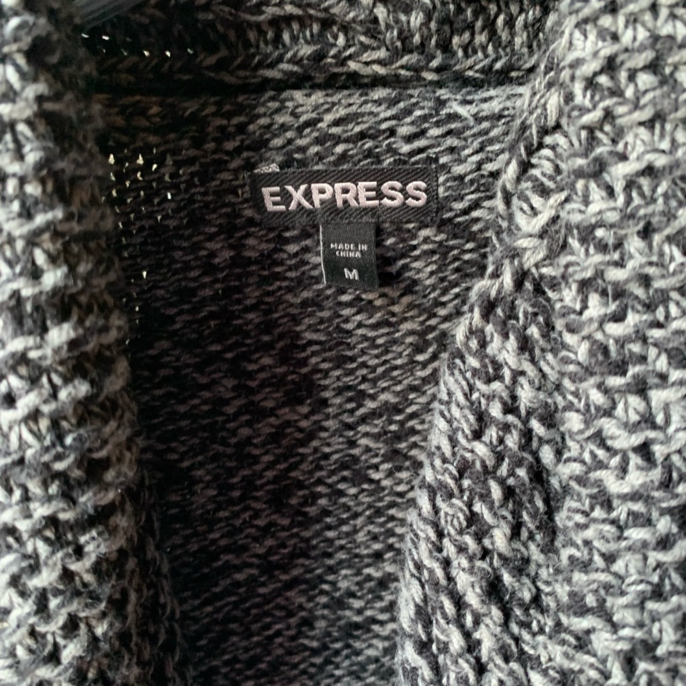 Express Grey/black shirt sleeve sweater cardigan. Size M. - Picture 3 of 9